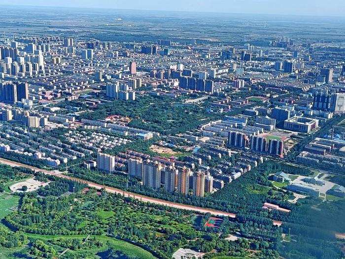 飞机上俯瞰通辽市城市,原创拍摄