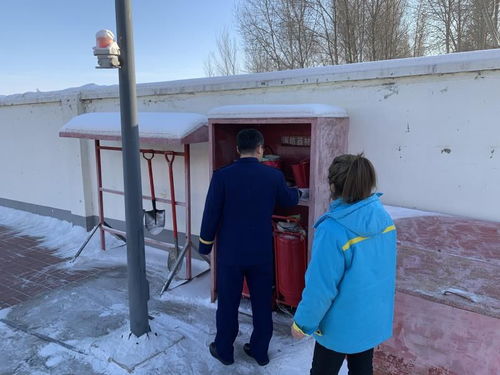 双辽大队深入加油站开展消防检查 严查火患保安全